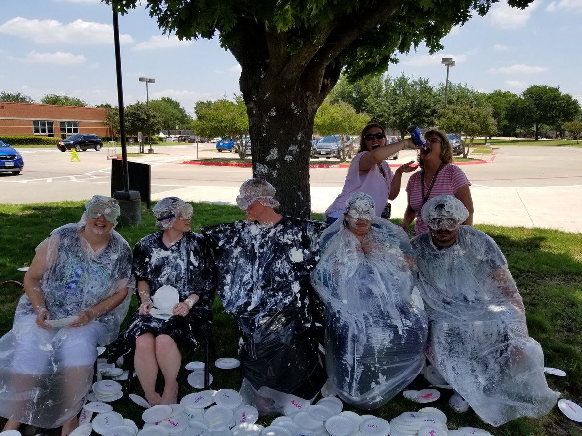 Alison Doyle tweet media