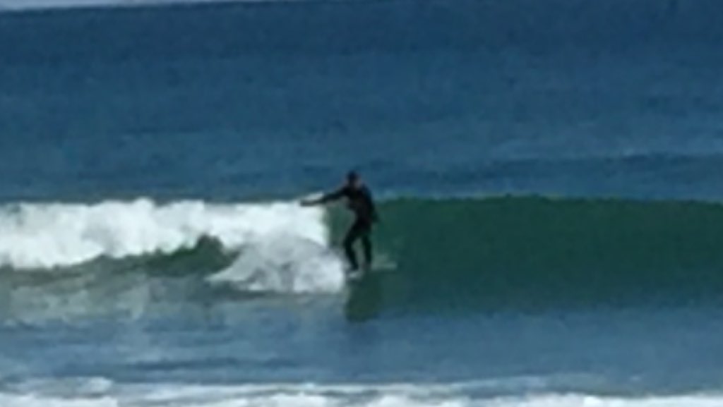ne_surfer1's tweet photo. Fun day yesterday! #lovetosurf 🌺🌊🏄🌺 https://t.co/2BycMwj4GK