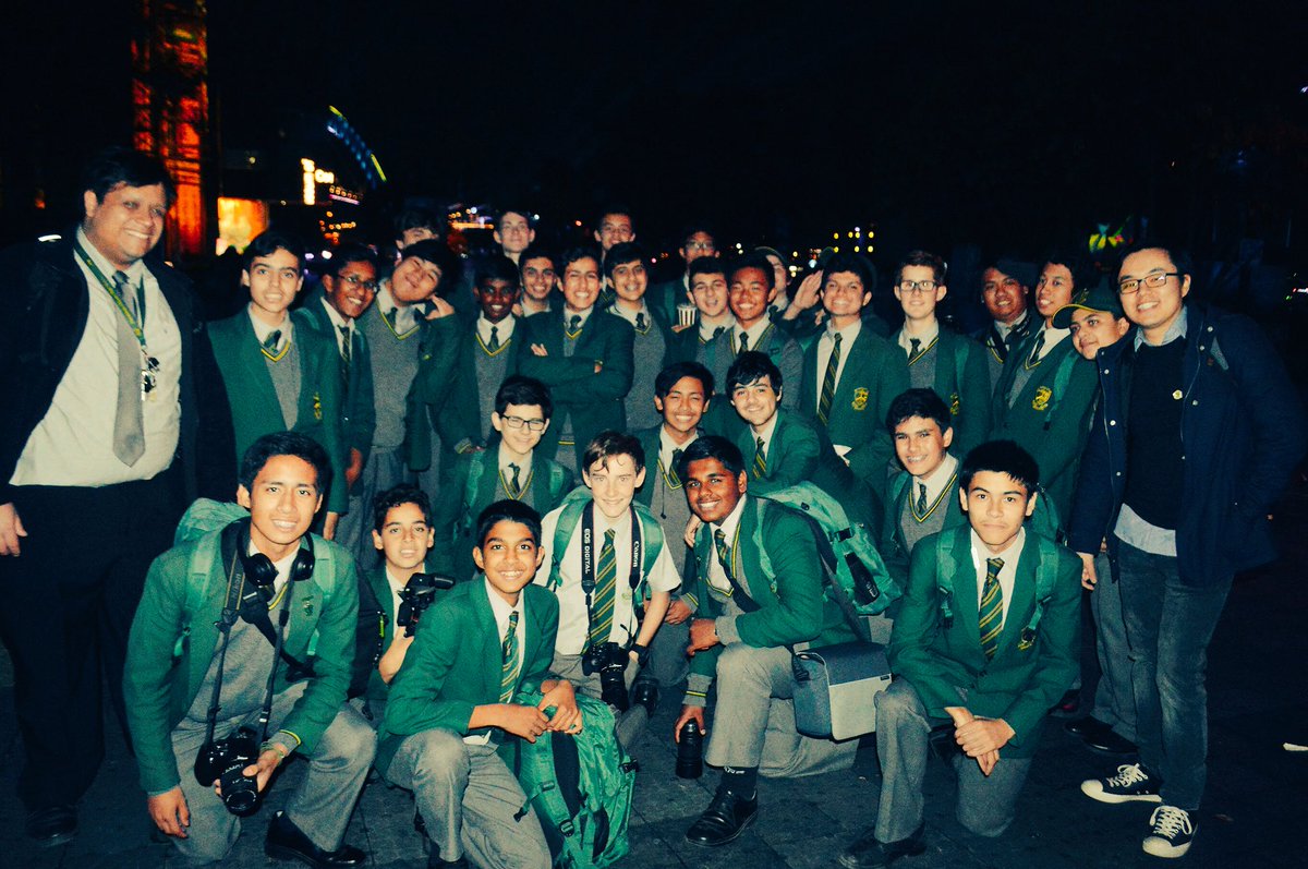 Which lunatic decided to take 40 yr 9 &amp; 10 Ss out on a weeknight to see <a href="/VividSydney/">Vivid Sydney</a> <a href="/therocks/">The Rocks</a> as part of their Entry Event? Establishing authentic connections from the onset by engaging with the real deal <a href="/LouisBortoluzzi/">Louis Bortoluzzi</a> <a href="/alicejdanv/">A. Jones</a> <a href="/parramarist/">Parramatta Marist</a> #pbl #VividSydney #artsed