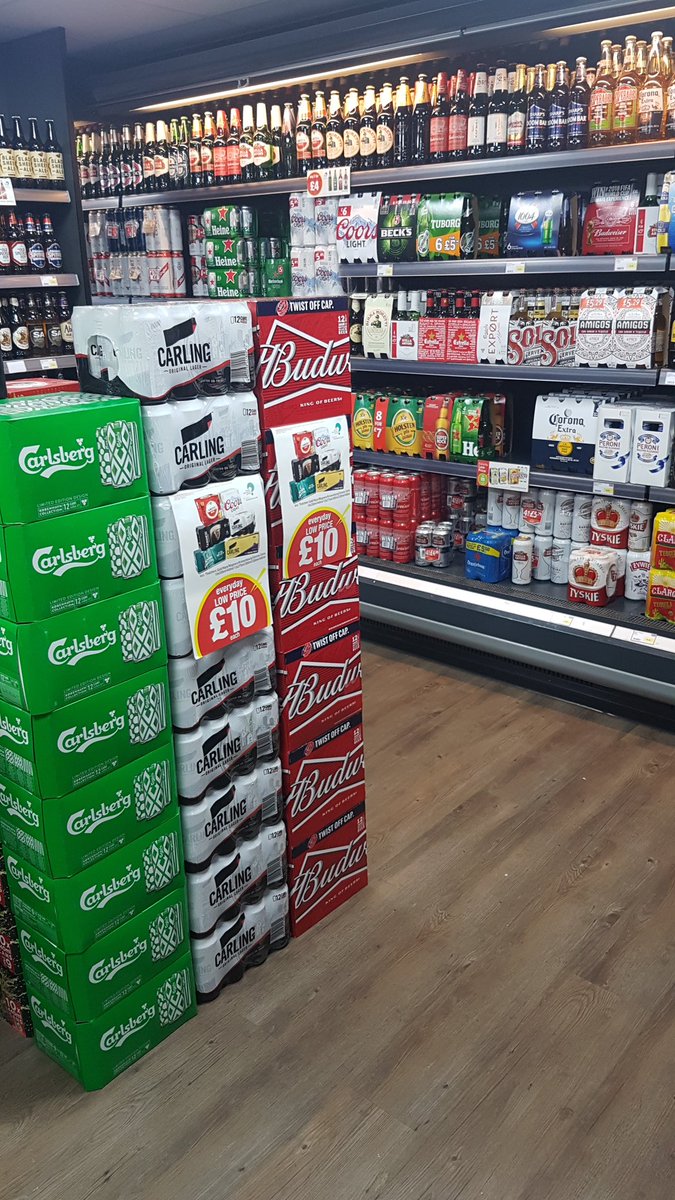 PowerforceMC19's tweet photo. Bowler Vale Premier, grab yourself a 12 pack of Carling and find the #CarlingGoldCan and Win yourself a hefty £1000! @carling @PowerforceMCFM2 @PowerforceMCNSM https://t.co/Wi4Unvlbpw