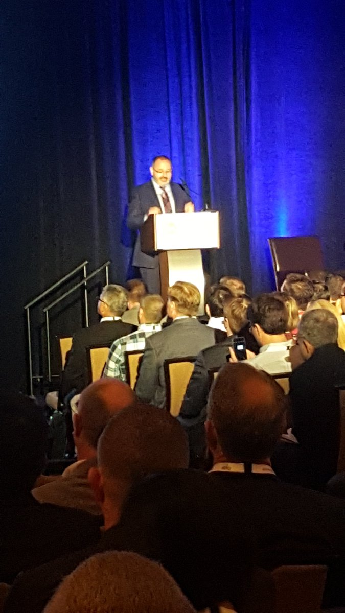 David Holmes, CTO Energy <a href="/DellEMC/">Dell EMC</a> sharing his insights into the #oilandgas #DigitalTransformation at the Data Driven Drilling and Production Conference #DDDP2018