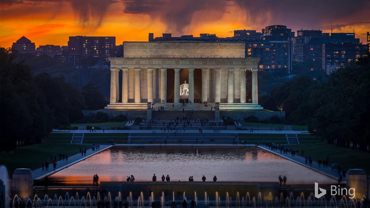 The Lincoln Memorial, Washington, DC, sits beneath the sunset sky. http://msft.social/1fMRFl