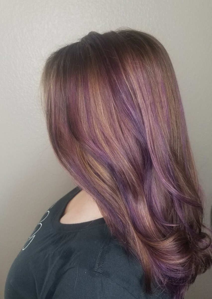 GypsyRoseSalon's tweet photo. Hair by Jami Marie #ilovegypsyrose #behindthechair #joico #pulpriot #schwarzkof #funclients #lovemy clients #punkcolor https://t.co/xDN8cnfJno