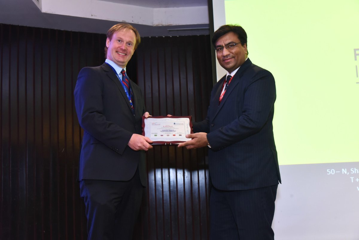 ansserv's tweet photo. Mr. Alexis Bossuyt, Trade and Investment Commissioner, @FlandersTrade @InvestFlanders shared his views on "Strategy for Electric Vehicles OEMs to Capture Europe and role Flanders can play"
#ANSMarketPro #ANSSERV #ANSLABS #IPRProtect #EV #ElectricVehicle #BRICS #Flanders https://t.co/GaDbjyxrtq