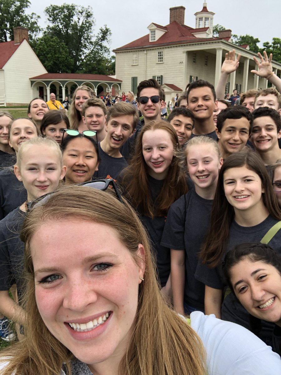 Emily Moore tweet media