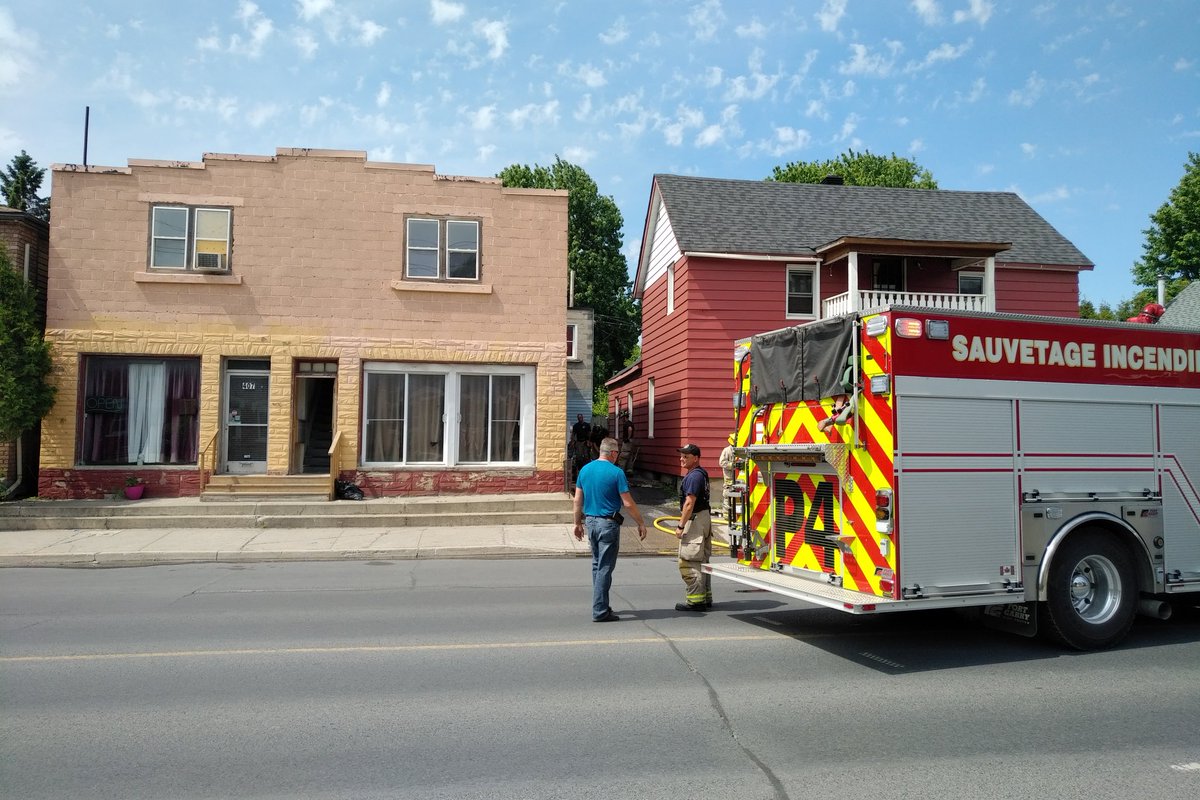 Firefighters are combing through the rubbish in the alleyway. https://t.co/H1g6ju1QHN