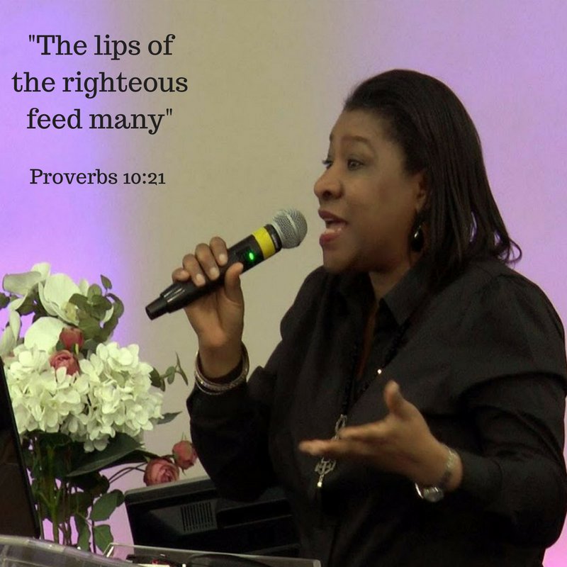 MorinCarew's tweet photo. What are you feeding people with? Garbage or Good news?#allofGodnoneofme #heedGodscommand #obeyingGodnomatterwhat https://t.co/MO1tYSGDGz