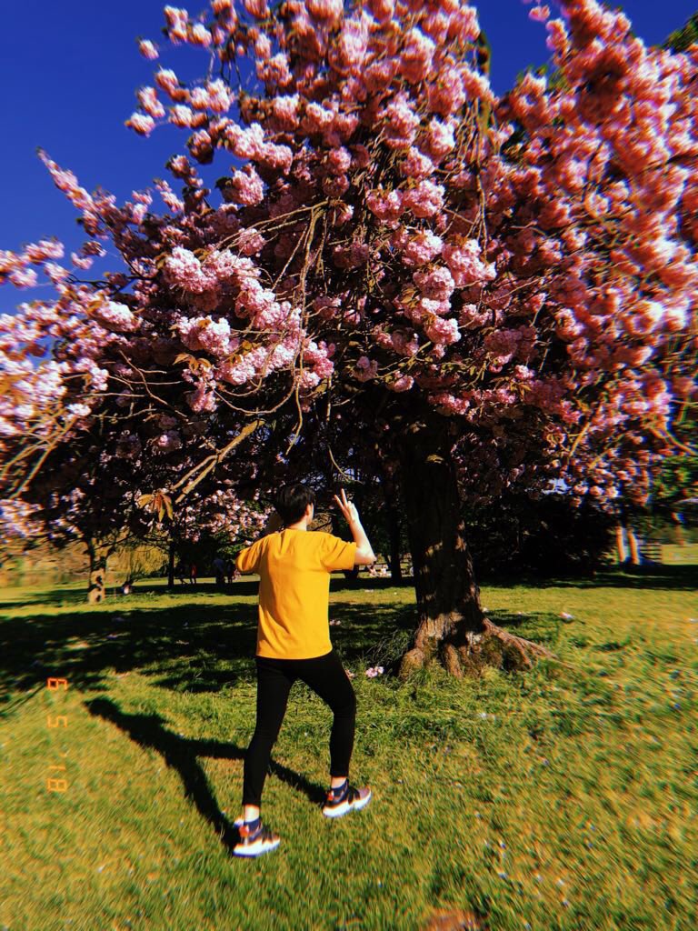 Degree ✅ Holiday mood on ✌️#lyddiauk