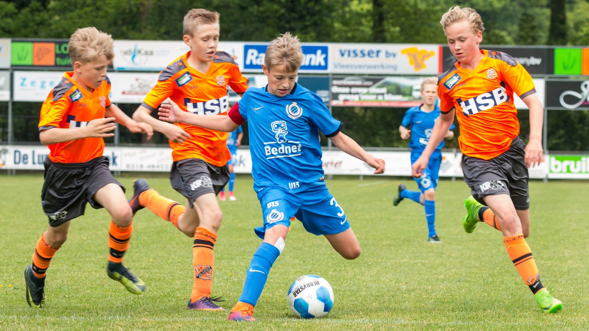 TopParkenU14's tweet photo. Nog 10 dagen en dan is het weer zover! Het 24e Rabobank Tournament U13 in Lunteren! De organisatie zet momenteel de laatste puntjes op de bekende i. Poule indeling en speelschema weten van dit spectaculaire toernooi op zaterdag 9 juni? Check  https://t.co/ukaVlVo6nj https://t.co/esT9D1T0bN
