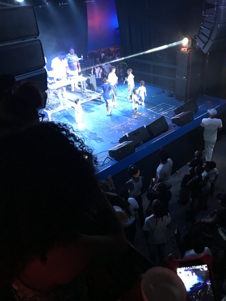 lacedpics's tweet image. #FlyShitOnlyClothing Fashion Show @hollyhoodbaybay Memorial Day BOOM 💣💥 
.
.
.
#LACEDPhotography🔹📷 #TheRailClub #FortWorth #SpudBoom #FashionShow #Texas