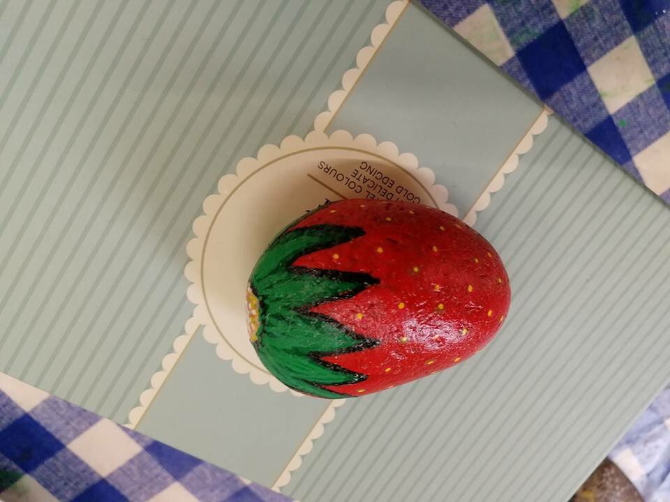 wroserocks's tweet photo. They’ve been busy at @StCuthbertWrose this afternoon. All ready to be hidden #wroserocks #happyhunting #wrose #bradford #Creative #unwindinwrose #church https://t.co/8DnhS4gNki