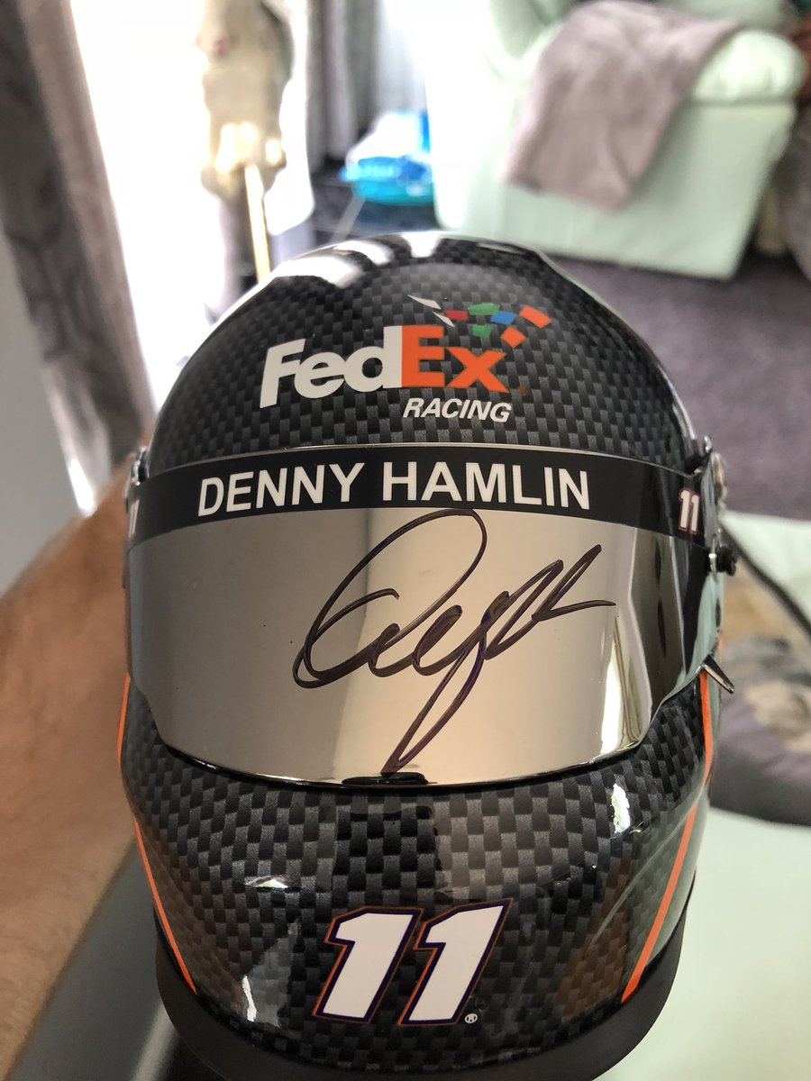 JustinMWeigand's tweet photo. Thank you @dennyhamlin and @MikeCWheeler for signing my helmet before the 600 on Sunday. Awesome to finally meet you guys! #GoDenny https://t.co/YVbSVkLbPS