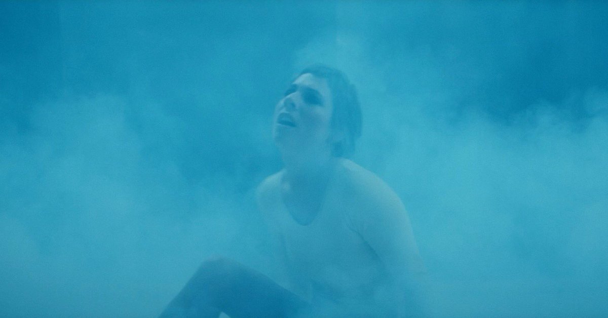 cuckoolander's tweet photo. Smoky blue bit 

https://t.co/lkElAF5YCr https://t.co/9zNZzktnYR