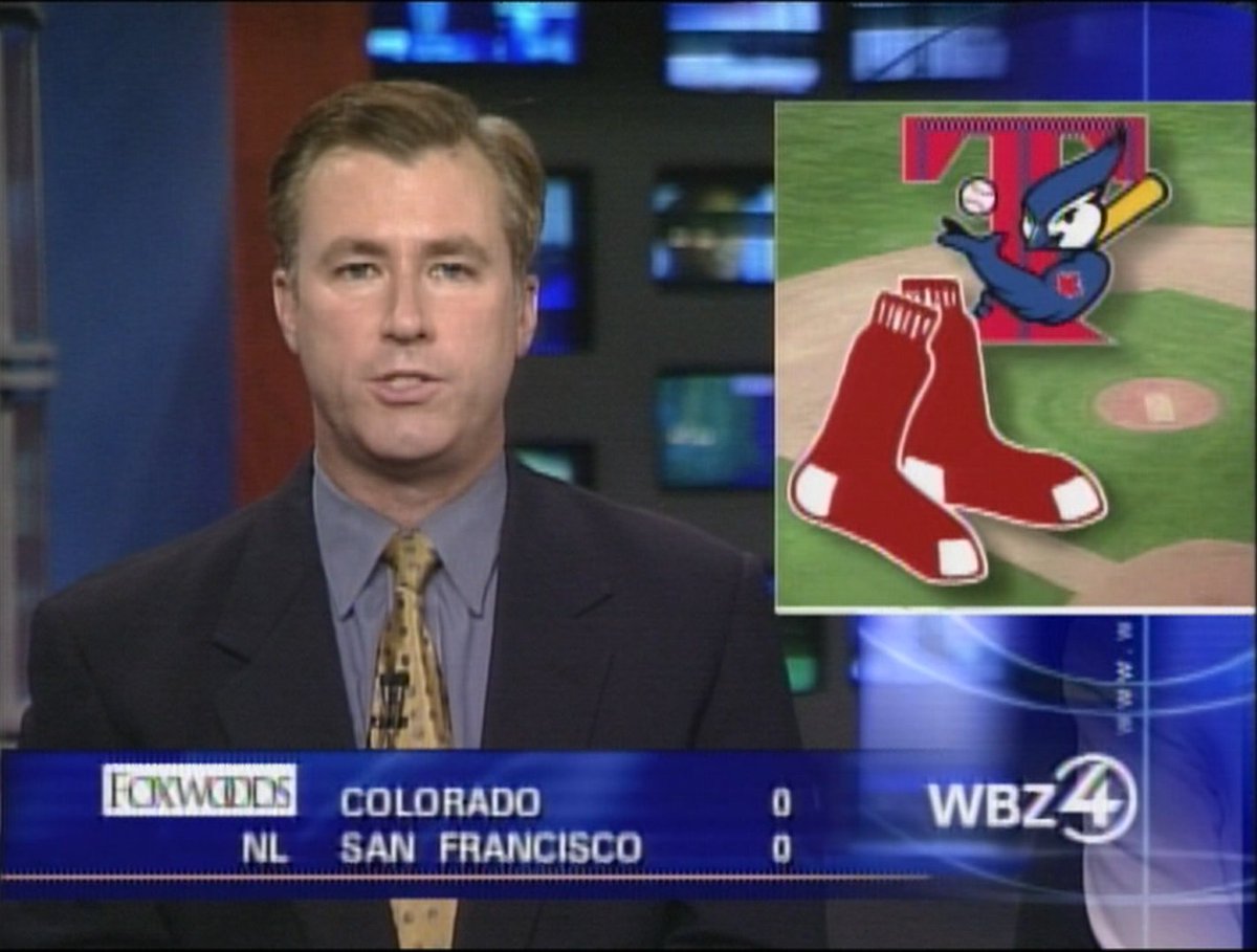 JoeGiza's tweet photo. 📸 A better look at @RochieWBZ from @PaulaEbbenWBZ debut newscast on #WBZ back in 2003 https://t.co/hHdMm4Ay3D