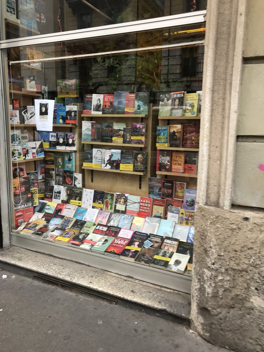 ItalyKayla's tweet photo. Going to the library or reading a book you enjoy is a relaxing way to unwind after a long day! This is a great protective factor against mental health disorders so it was great to see a library here in Milan! #ABNPROuwlax #2018ldv @uwldolcevita https://t.co/eSYYuxDliY