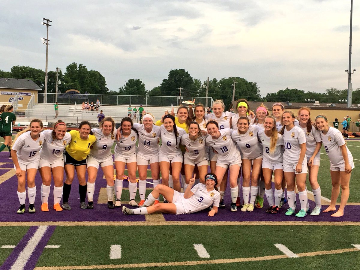 ChristyLReeves's tweet photo. Please join me in well wishes, good luck, prayers and lots of love to Tori Young, Emily Hill and the rest of the Chicks Soccer Program as they kickoff at 4:00 today to start State Final Four play! #wearesoproudofyou #ChickPride #bringhomethehardware #ChickStrong https://t.co/UXogrZ4KqW