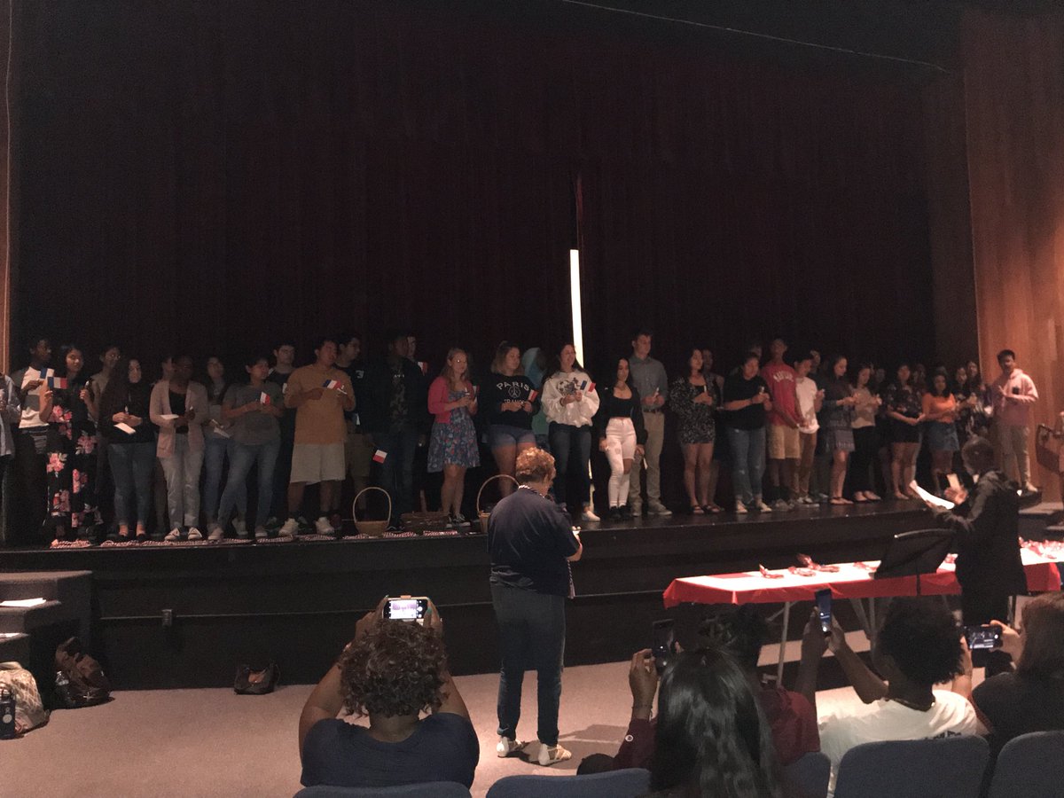 LisaWooditch's tweet photo. Congratulations to all the students inducted into the French and Spanish Honor Society https://t.co/t9wHdlmIeu