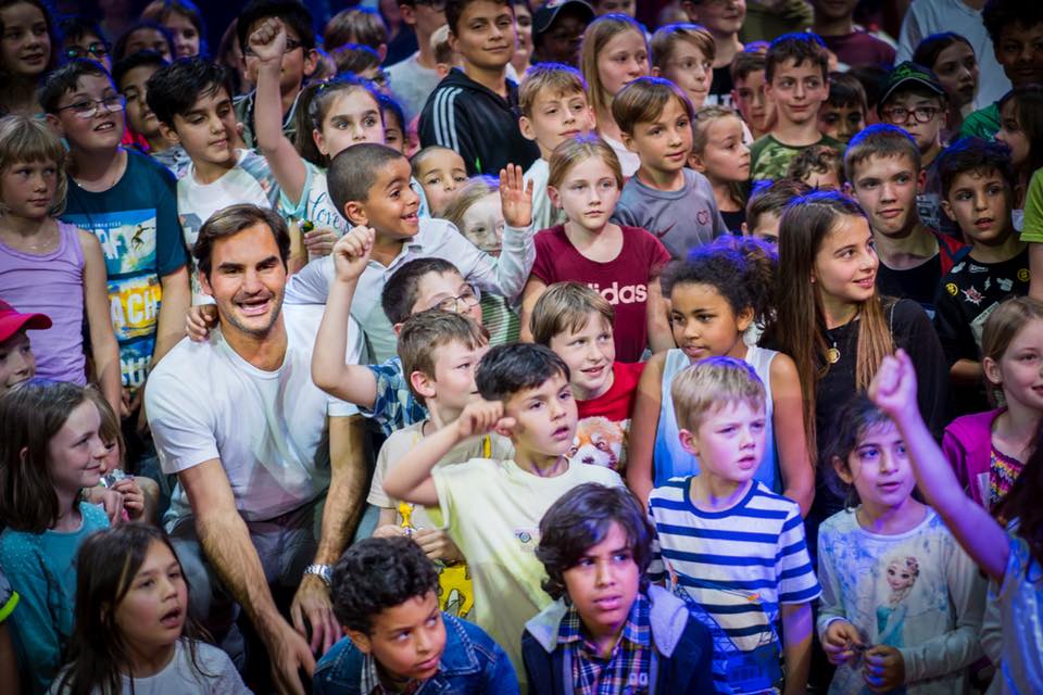 dreampova's tweet photo. Your big heart is amazing! @rogerfederer ❤️ #RFfoundation #children #maestro @love https://t.co/U0o04BPdf7