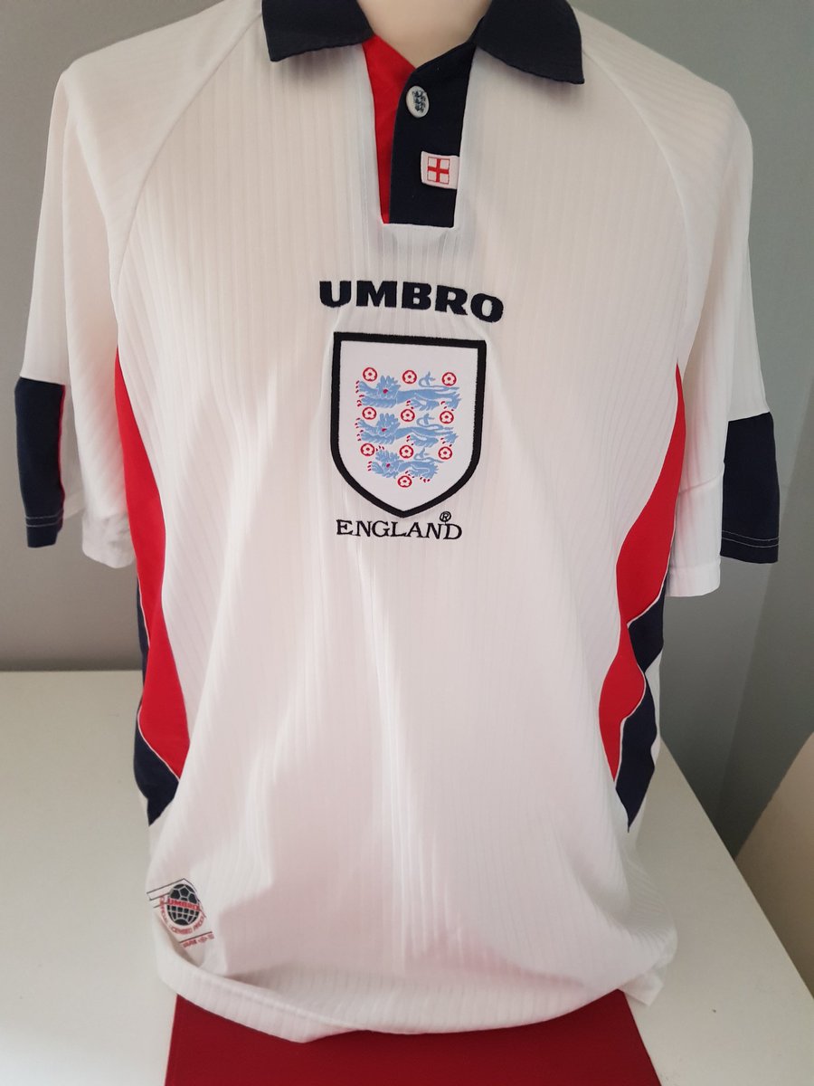 All the England shirts + Jackets now on the shop. Loads for £10-20. Plus some 90s classics.

retro-kits.com 

Stage 1 completed...