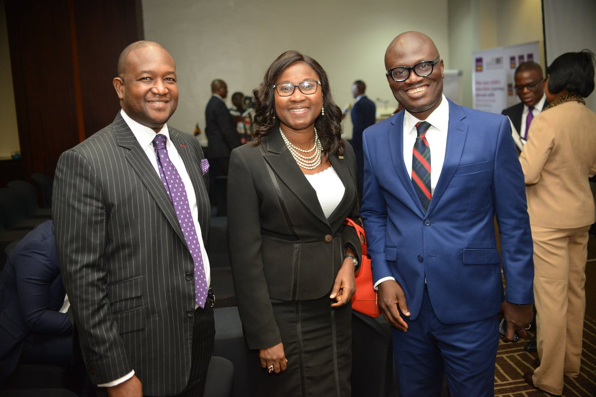 MyFCMB's tweet image. We always strive to help our customers fulfill their aspirations and get the best out of our banking services. 

In that same spirit, it gave us great pleasure to launch the FCMB Education Advisory Service today. 

#FCMB #MyBankAndI (1/4)