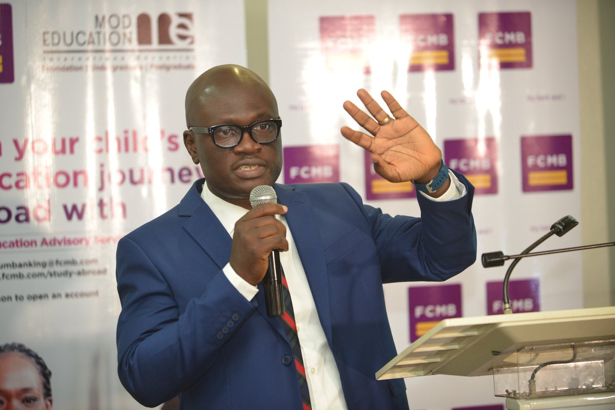 MyFCMB's tweet image. We always strive to help our customers fulfill their aspirations and get the best out of our banking services. 

In that same spirit, it gave us great pleasure to launch the FCMB Education Advisory Service today. 

#FCMB #MyBankAndI (1/4)