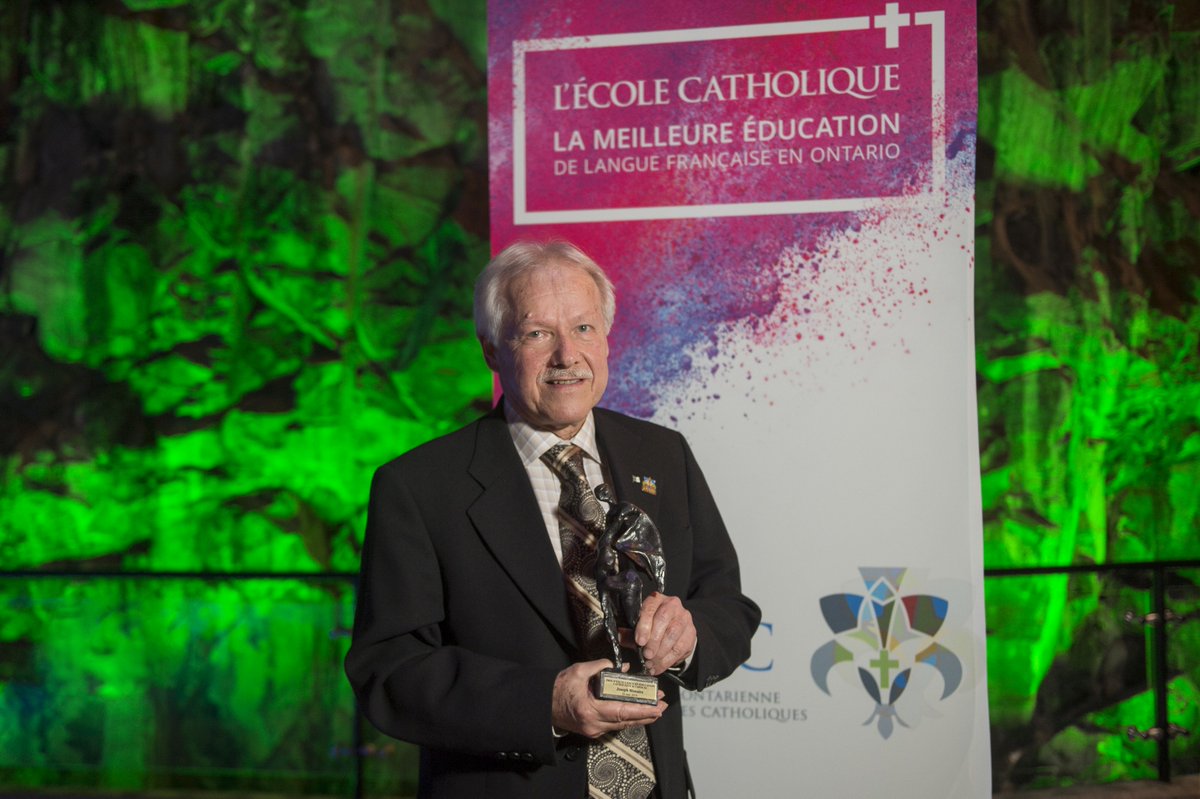 AFOCSC (@afocsc) on Twitter photo Joseph Bisnaire remporte le prix d’Excellence en éducation catholique de l'<a href="/AFOCSC/">AFOCSC</a> <a href="/CscProvidence/">Csc Providence</a> <a href="/EcolesCathoON/">ÉcolesCatholiques ON</a>
afocsc.org/toutes-les-nou… Joseph Bisnaire remporte le prix d’Excellence en éducation catholique de l'<a href="/AFOCSC/">AFOCSC</a> <a href="/CscProvidence/">Csc Providence</a> <a href="/EcolesCathoON/">ÉcolesCatholiques ON</a>
afocsc.org/toutes-les-nou…