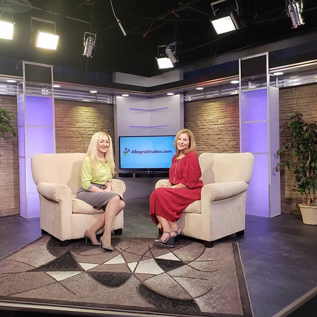 AllegriaStudio's tweet image. What a day! My first experience on TV! @cleveland19news #allegriastudio  #permanentmakeuptraining  #permanentmakeupartist  #pmulife  #lovewhatido❤️