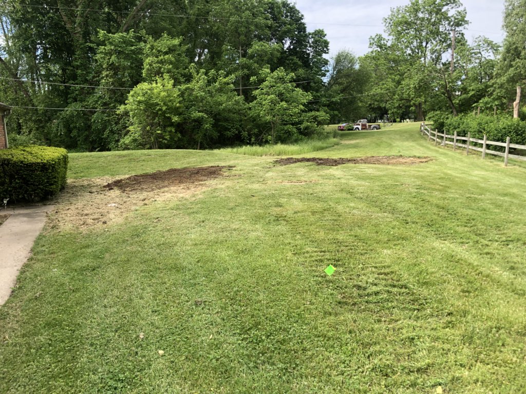 DigItExcavating's tweet photo. ✅Checking soils under a failing mound system with the local health dept.🔎 #cat308 #digginit #digitexcavating #soilsample #septicsystem @PumpThatSeptic https://t.co/8cy8u7jnJI