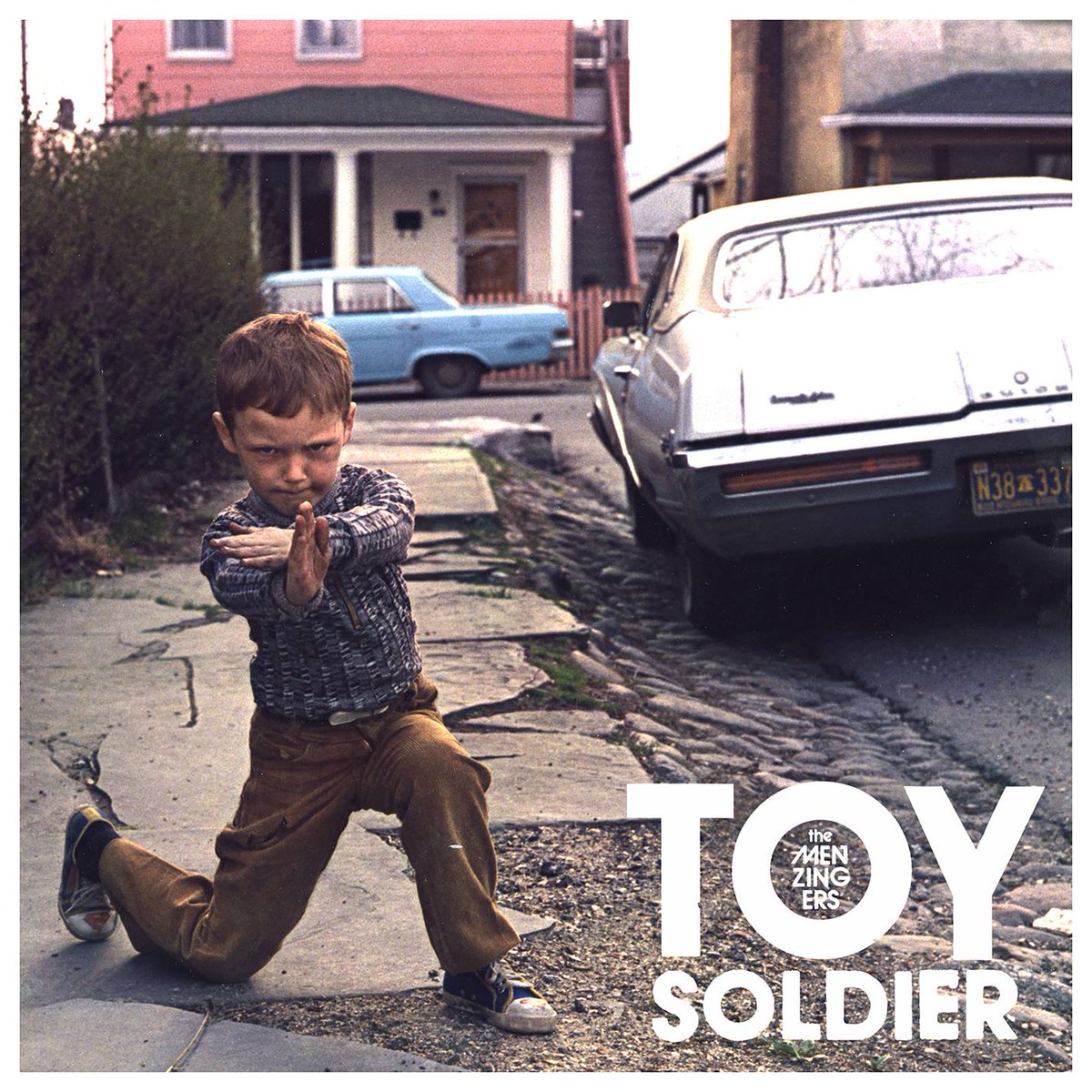 themenzingers's tweet photo. Surprise! Check out our new song called "Toy Soldier," produced by our dear friend @willyipmusic. Photo by Mark Cohen, Logo &amp; Design by @PerryShall. https://t.co/56ySXQTLQj https://t.co/BQb7phnhpD