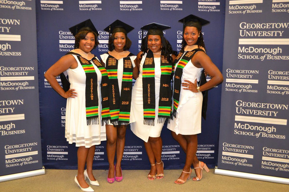 nomblemari's tweet photo. DYK? Currently, there are ZERO African-American Women CEOs of Fortune 500 companies. I’m proud @msbgu brought Ursula Burns, former CEO of @Xerox as our commencement speaker! #FutureCEOs #GeorgetownMBA #Classof2018 #BlackGirlMagic #UrsulaBurns #RepresentationMatters https://t.co/3XAJStDT1Z