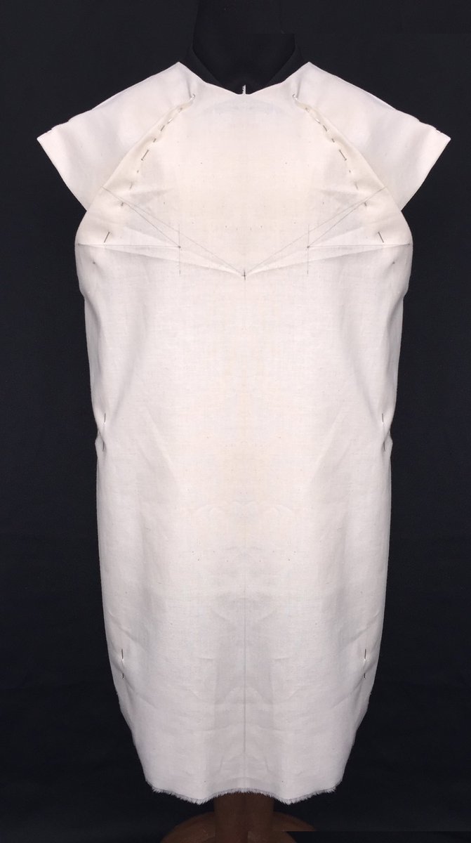 ElenaEtheridge's tweet photo. 3D design development for stitch free garments #FabricBonding #FabricJoining #GarmentConstruction #CreativePatternCutting #PatternMaking #creativepatternmaking #patterncutting #patterns #pattern #moulage #draping #Sewfree #NoSew #Fashion #fashiondesign #fashiondesigner https://t.co/zHdXkNUrbU