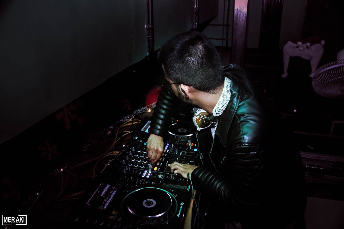 spectalmngmnt's tweet image. #BreakingTheChain

Give it a listen and a shoutout on #VanMoon’s YouTube!

goo.gl/WsD7JU

#MooneyToons
📸: @phy_meraki