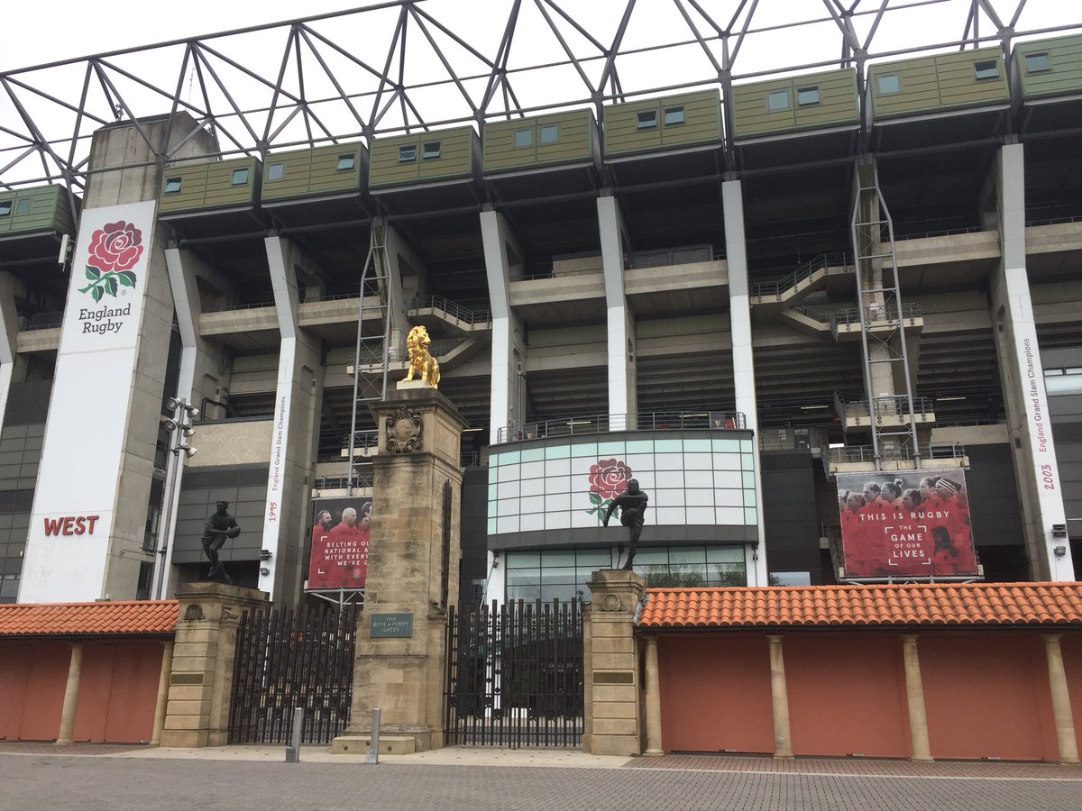 echofoxevents's tweet photo. Nothing gives us more #HumpDayMotivation more than the excitement of not knowing where we're going next! In the last few weeks, we've run #teambuilding sessions in barns and at the home of English rugby. How can we help you keep your events fresh and exciting? #eventprofs https://t.co/dEZmkuVZKx