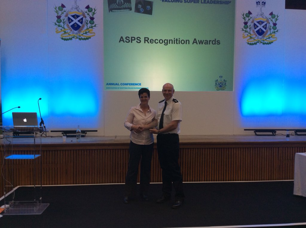ScotPoliceSupts's tweet photo. Congratulations to recipients of the ASPS recognition awards 2018 C/Supt Brian McInulty, C/Supt Sharon Milton, Supt Donna Henderson, Supt David Baird and Supt Suzie Mertes #ASPS2018 https://t.co/sym0LVkaGt