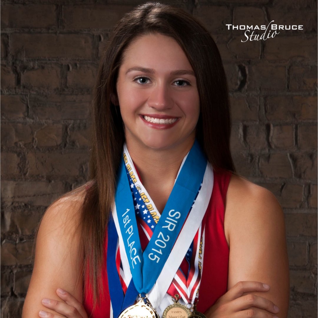 With a state sculling title under her belt Shorecrest senior Julianna Wright heads to Massachusetts to join @Wellesley crew.  Read her student spotlight at bit.ly/2sm2HQM #Classof2018 #Shorecrest18