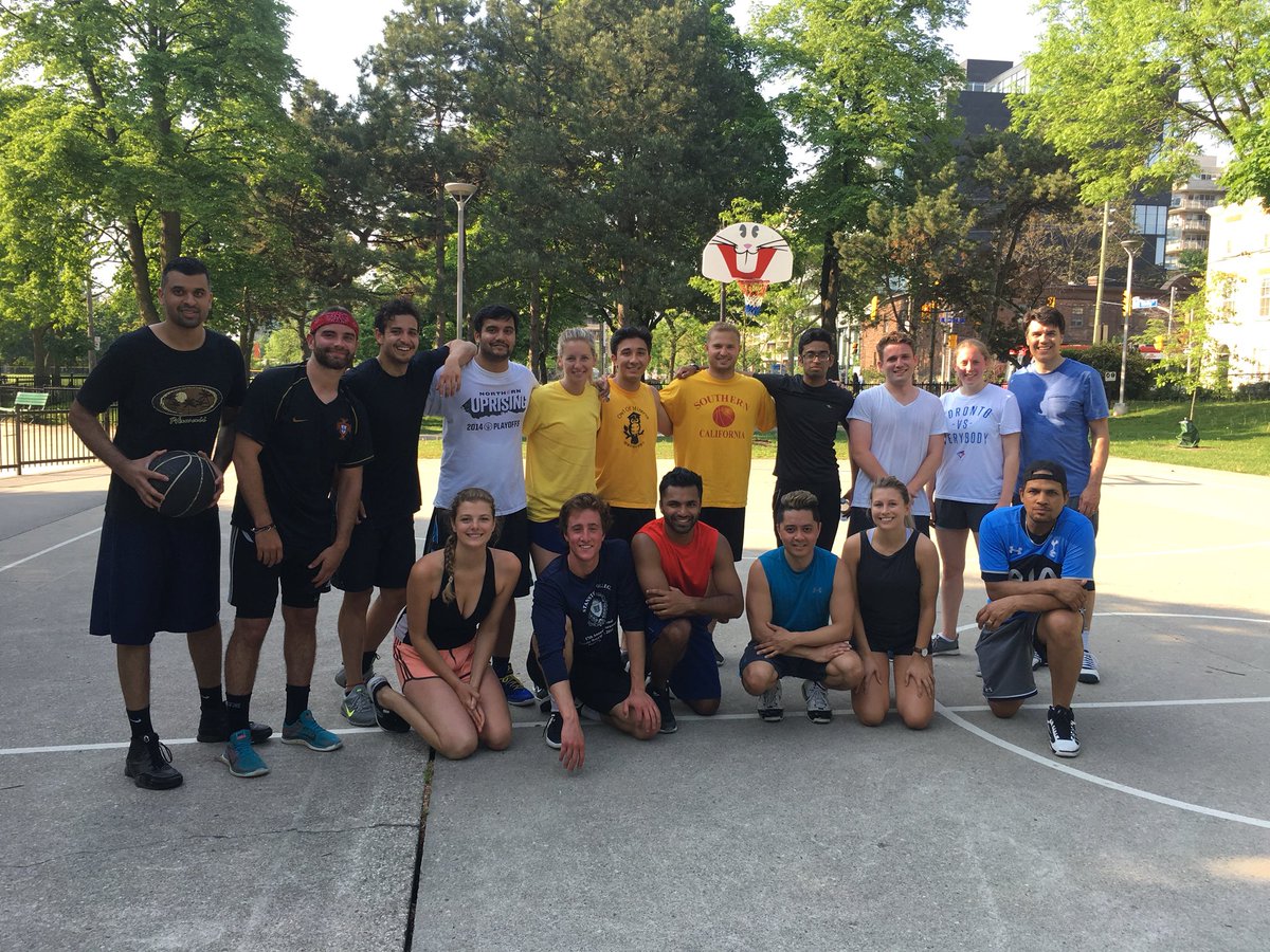 barbdouglas44's tweet image. Hump Day Hoops Team @bioconnect aka call up squad for Caveliers☄️🌟