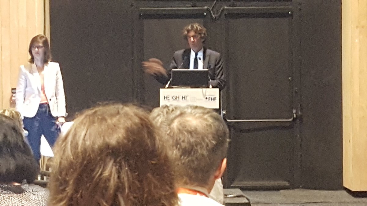 Luc Ferry, grand témoin de la conférence du Fonds #FHF parle CNIL &amp; GAFA en Europe, qu'il qualifie d'humaniste quant à la règlementation du #bigdata 

#PHW18 #sante #numerique #ethique