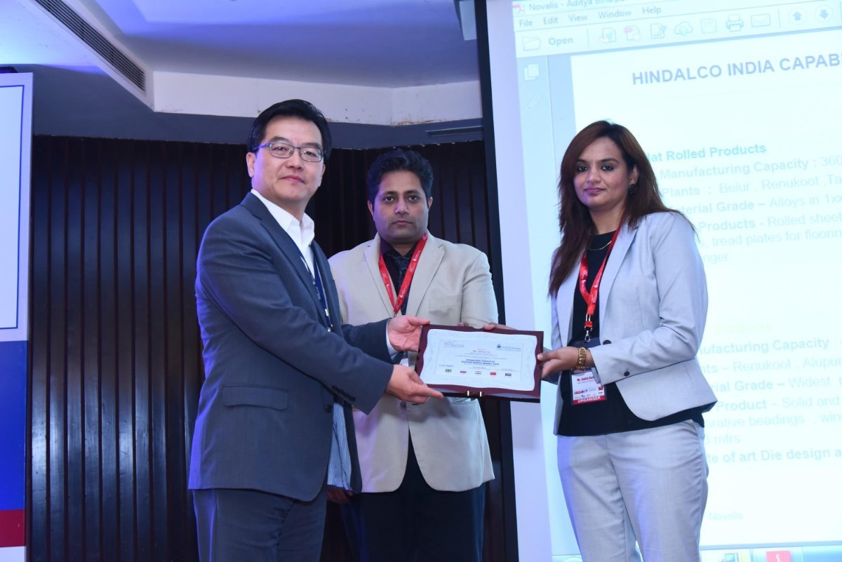 ansserv's tweet photo. Mr. James Liu, MD-Novelis China shared his views on "Aluminum to Transform Electric Vehicles Ecosystem: Applications in EVs & Charging Infrastructure" at International Congress on EV Market, 2018.
#ANSMarketPro #ANSSERV #ANSLABS #IPRProtect @saisumit @AdityaBirlaGrp https://t.co/ob7GefYPe0