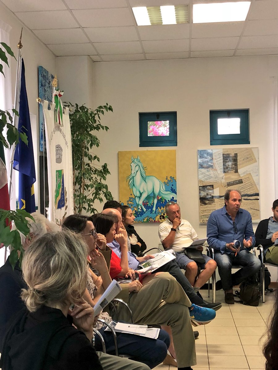 ContrattoCOSTA's tweet photo. La discussione entra nel vivo fra criticità su viabilità locale vs turistica, fare rete fra operatori, brand territoriale unitario, tipo di offerta e accoglienza turistica, uso del digitale per razionalizzazione dei flussi vs sostenibilità... e tanto altro ancora! https://t.co/KPEJZ5xifd