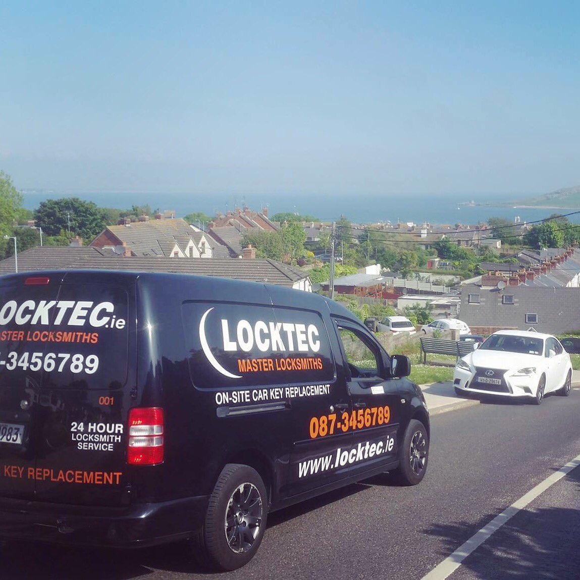 Locktec_ie's tweet photo. Car Key Replacement with a view. Yesterday out in #Sutton. βοΈ
If you need to replace a car key for what ever reason make sure to give us a shout π
#carkeyreplacement #locktec #locksmithdublin #onsite #carkeys https://t.co/4PFBSoafTD