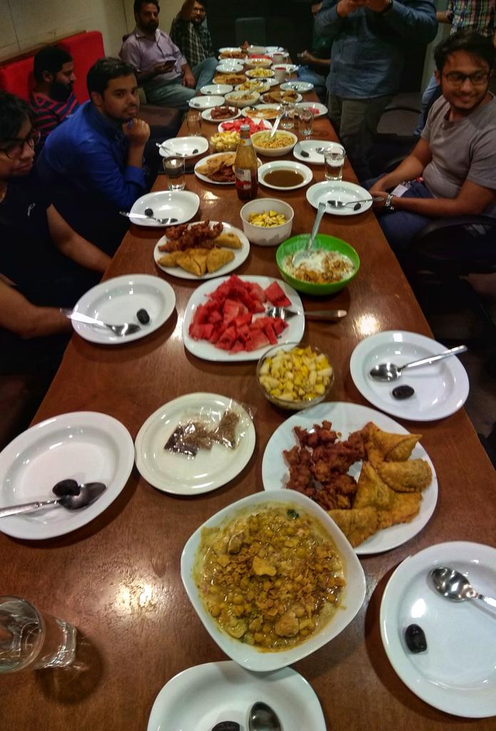 fursid's tweet photo. The delightful iftar spread at @creativechaospk -- wholesome, awesome food! https://t.co/HrJ8CzDf7b
