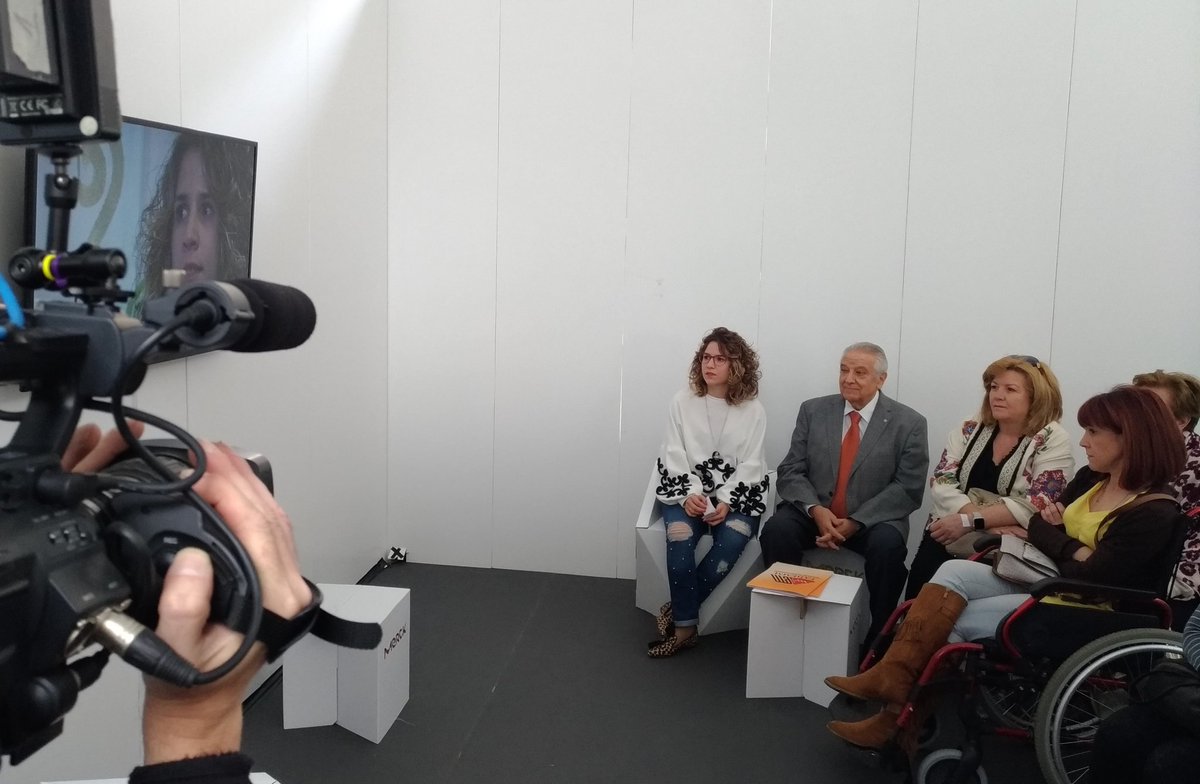 suportias's tweet photo. Esta mañana hemos conocido la historia de @laurasolier en el III Encuentro #conlaEM en el #DiaMundialEM, gracias por dejarnos aprEMder de ti!

#bringinguscloser #msinsideout @merck_es https://t.co/zzh83Km9E7