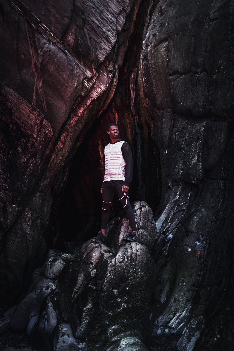 Happy_Finish's tweet photo. New fitness trend: Volcano Climbing 😱
Test shot for @ferrari_foto by @jakehickman__ at Happy Finish 🌋
#retouch #retouchstudio #volcano #eruption #testshoot #commonera #apparel #sportswear #advertising https://t.co/287sxw4nXi