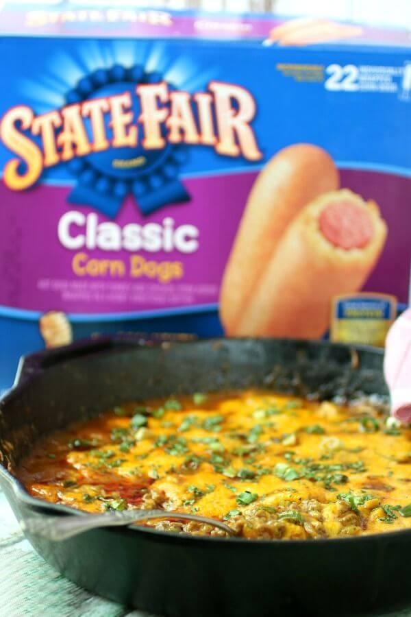 ModernMommyDD's tweet photo. #AD What's better than celebrating basketball season with State Fair® Classic Corn Dogs AND a beef enchiladas dip recipe from @MaryeAudet? Find the recipe here &amp; shop H-E-B: https://t.co/zX6ZTbl61B https://t.co/GcKjELzfJC