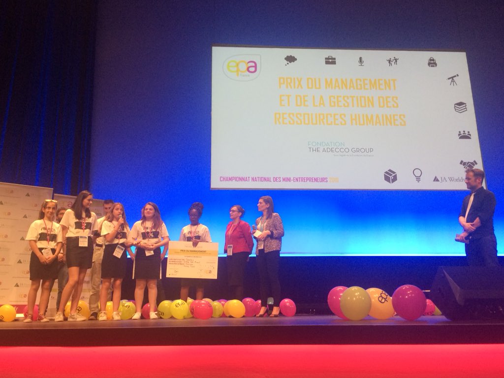 Remise du Prix Management RH pour la mini-entreprise  <a href="/epafrance/">Entreprendre pour Apprendre France</a> PedaBox ! L’innovation RH et la bienveillance entre les membres de l’équipe ont séduit les juré.e.s de <a href="/AdeccoGroupFR/">The Adecco Group FR</a> ! Bravo ! 🎉🏆