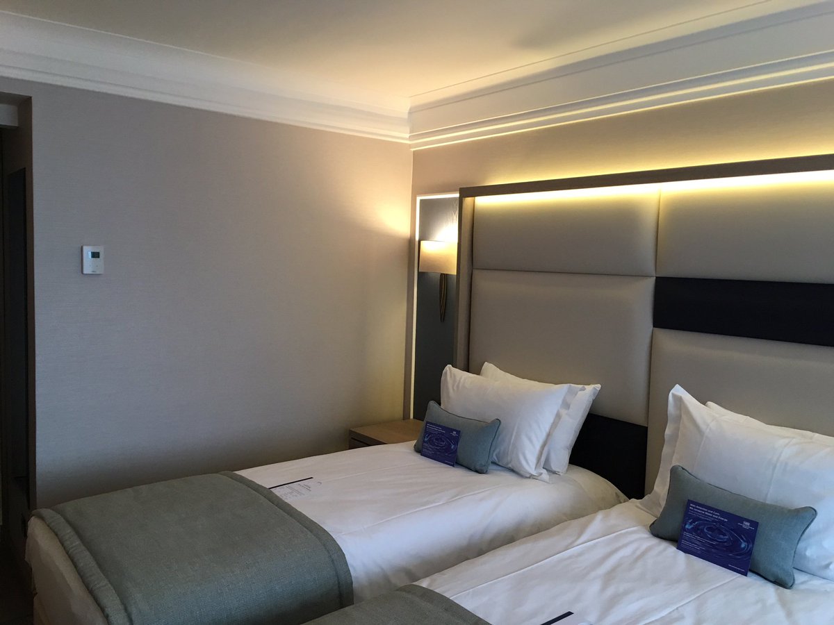 savoyconstruct's tweet image. Fast track high-end bedroom #refurbishment and #interiorfitout of a luxury four-star hotel #commercial View the full project details here: savoyconstruction.co.uk/projects/danub…