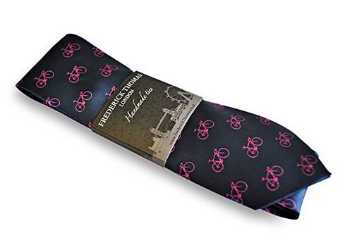 CyclemaniaUK's tweet photo. Started thinking about Father's Day yet? How about this smart Frederick Thomas Navy Blue Mens Tie with Pink Racing Bike https://t.co/fOobrxGIVy #FathersDay #fathersdaygifts #lovecycling #cyclinggifts #giftsfordad https://t.co/jc0UXiCssB