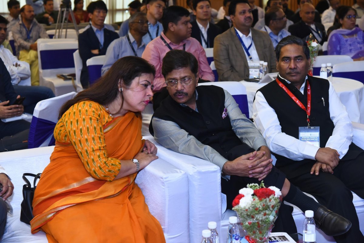 ansserv's tweet photo. Dr. Anoop Kumar Mittal, Chairman & Managing Director @OfficialNBCC delivered welcome address & shared his views at International Congress on Electric Vehicle Market, 2018.
#ANSMarketPro #ANSSERV #ANSLABS #IPRProtect #EV #ElectricVehicle #BRICS #NBCC @saisumit https://t.co/EiTgUWYuaR