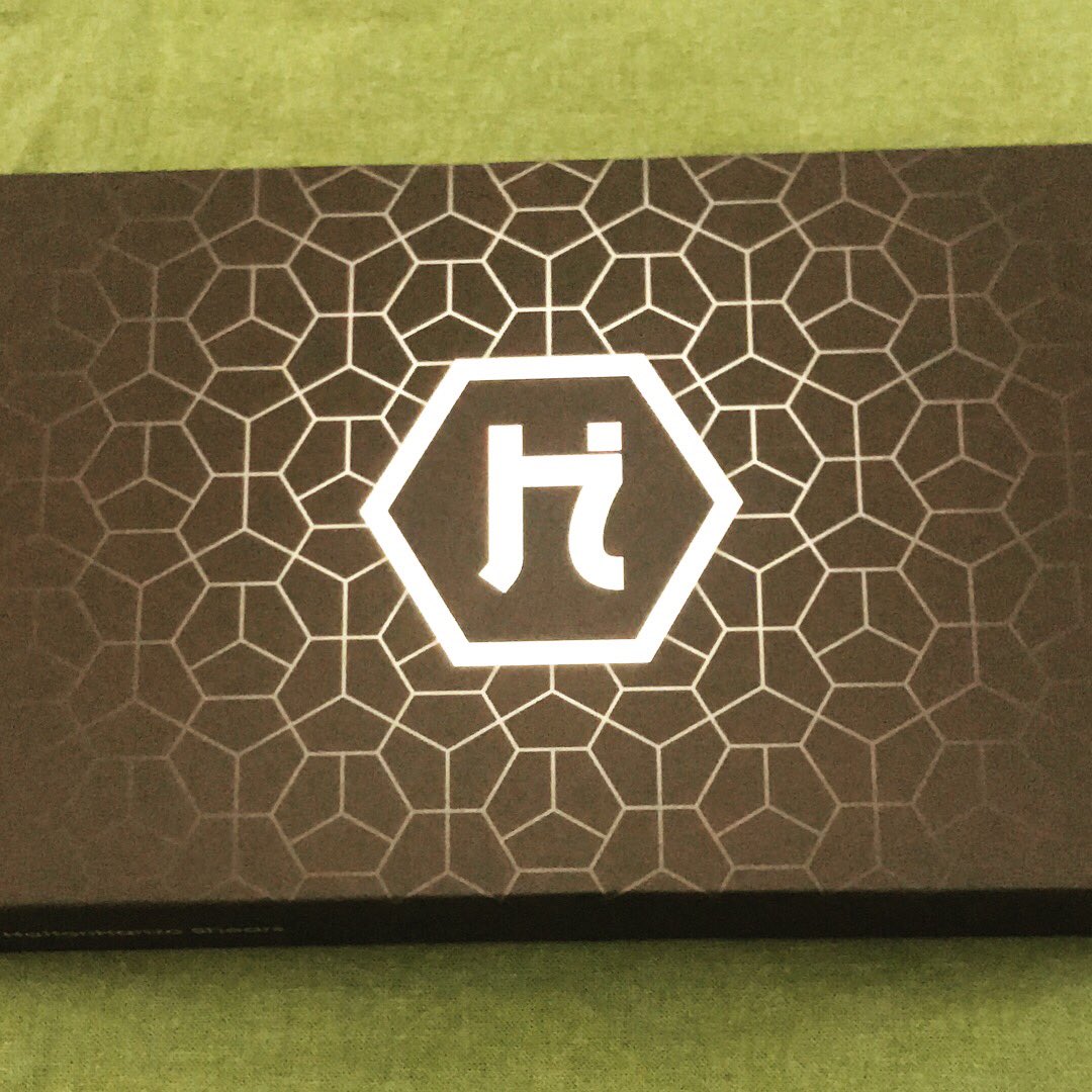 S_Luna_NR's tweet image. New shears!! 🤩😍 
#hanzonation #hattorihanzo #newshears @HanzoNation