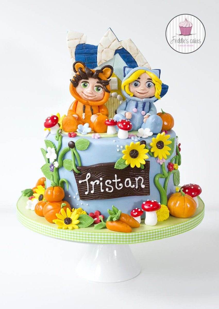 Friddle's cakes tweet media